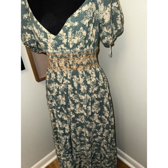 Free People Ellie Printed Floral Boho Smocked Tiered Maxi Dress Size Small Green - Picture 3 of 5